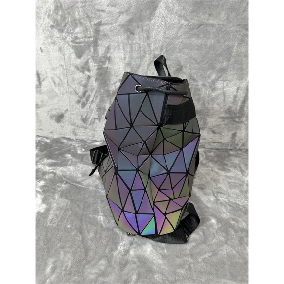 LUXSHE Geometric Iridescent Backpack Luminous Drawstring Backpack READ! - Picture 2 of 16